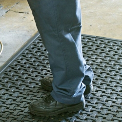 COMFORT SCRAPE MAT 3/8