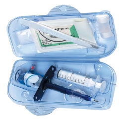 CRICOTHYROIDOTOMY KIT